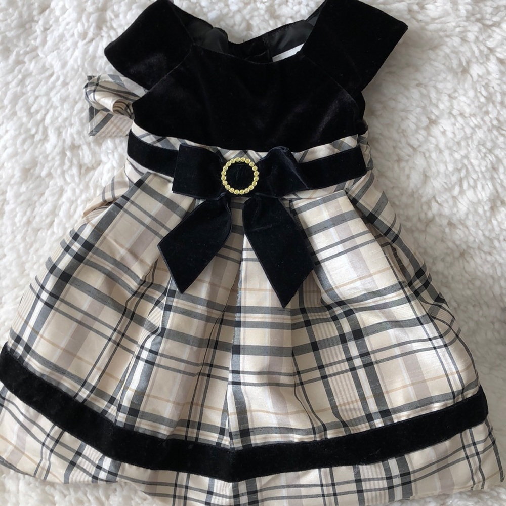 Sweet Heart Rose baby girl formal dress